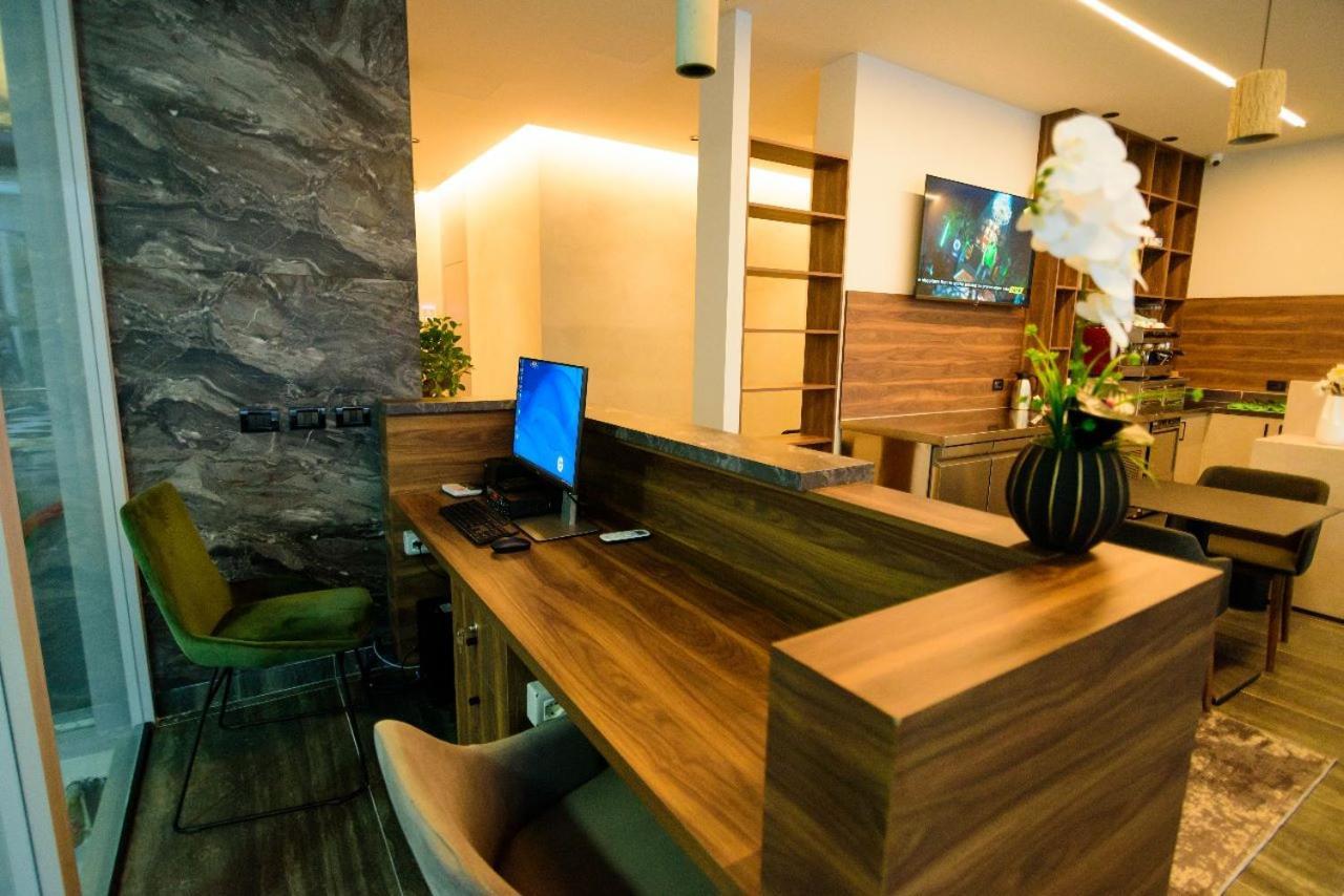 Hotel Zeneli วญอเรอ ภายนอก รูปภาพ
